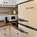 Apartmán Cozy 2 Bedroom Near Locos