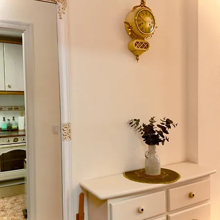 Cozy 2 Bedroom Near Locos * Torrevieja