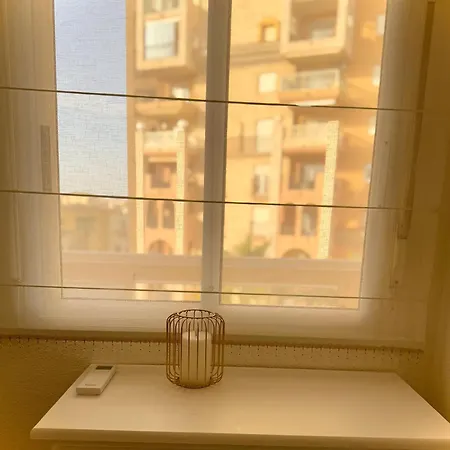 Cozy 2 Bedroom Near Locos Apartment *