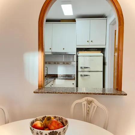 アパート Cozy 2 Bedroom Near Locos トレビエハ